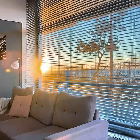 Apartment Przy Promenadzie Klif Z Bezposrednim Widokiem Na Morze Ustronie Morskie